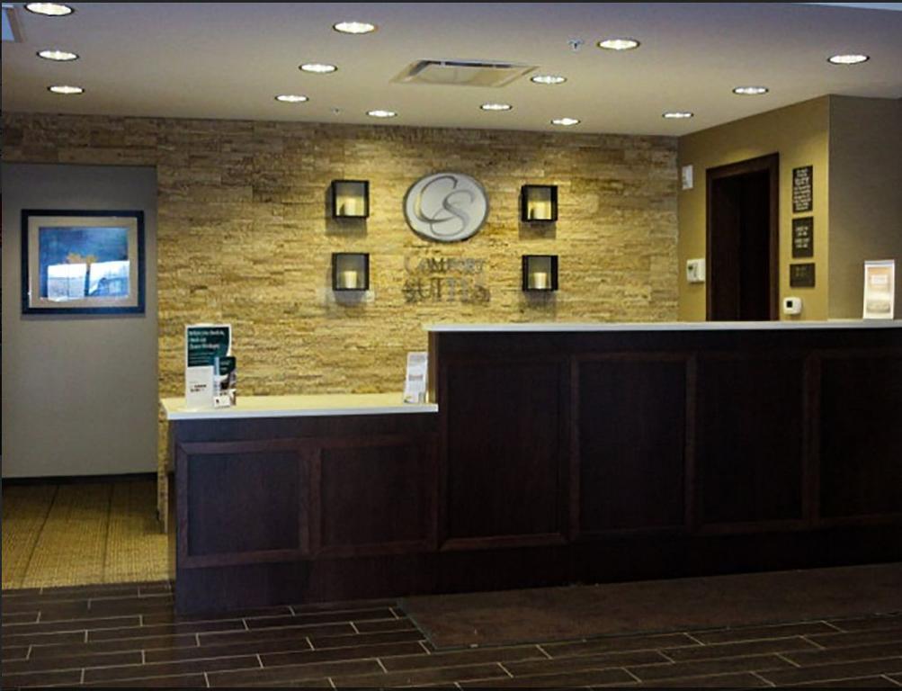 Comfort Suites-Youngstown North Exterior foto
